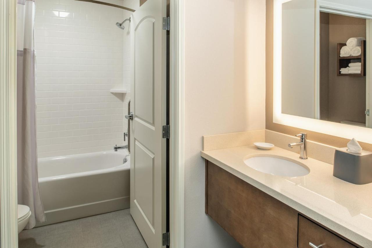 Staybridge Suites - Hillsboro North By Ihg Екстер'єр фото