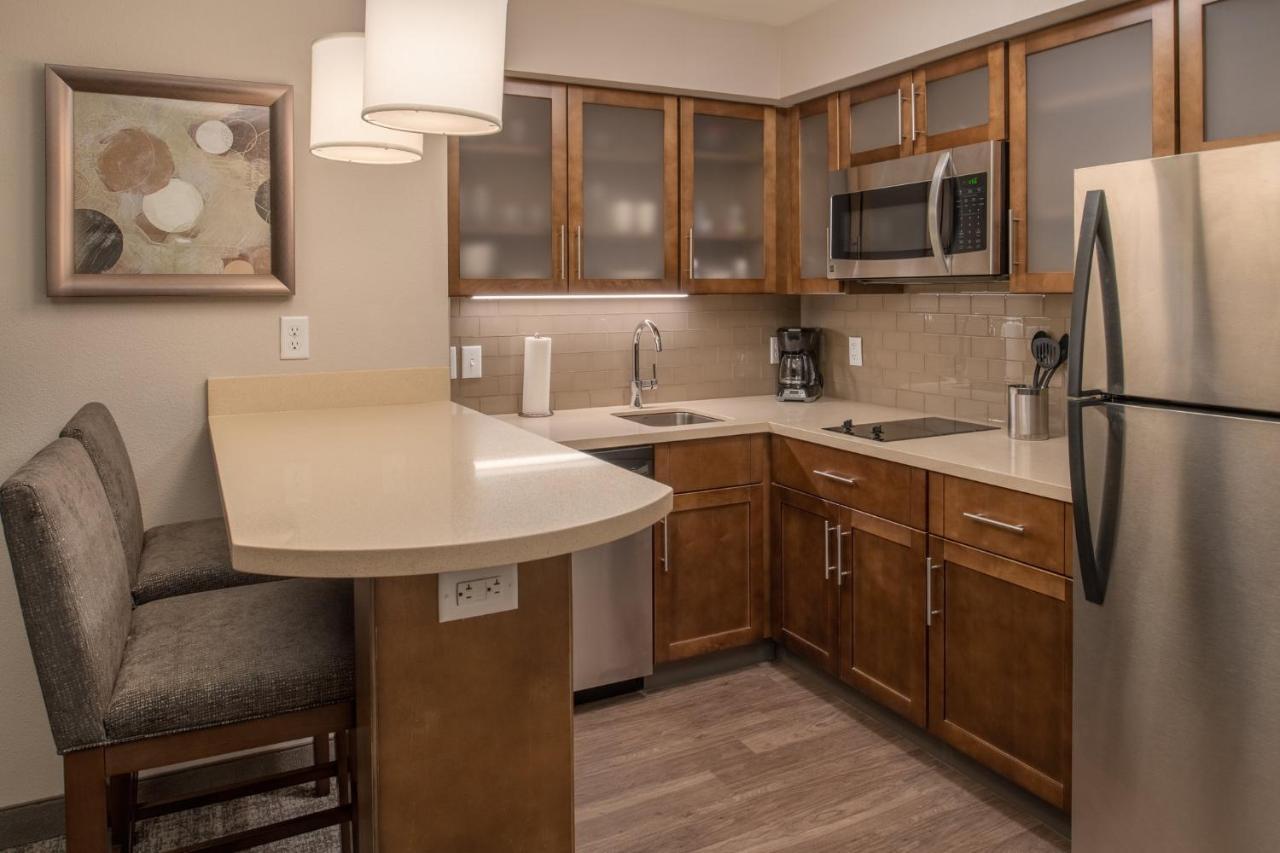 Staybridge Suites - Hillsboro North By Ihg Екстер'єр фото
